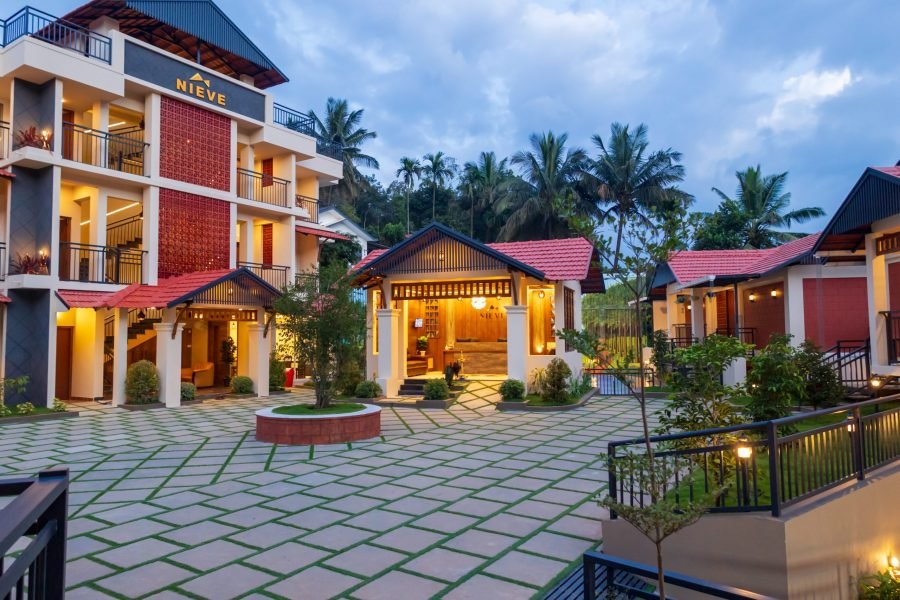Palm Courtyard Resort