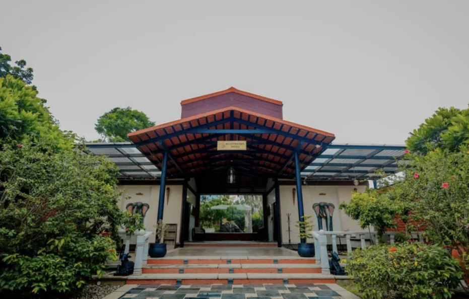 Moonlit Manor Resort